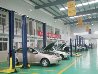 廣州市駿威汽車貿易有限公司簡介 專業汽車服務，匠心鑄就信賴